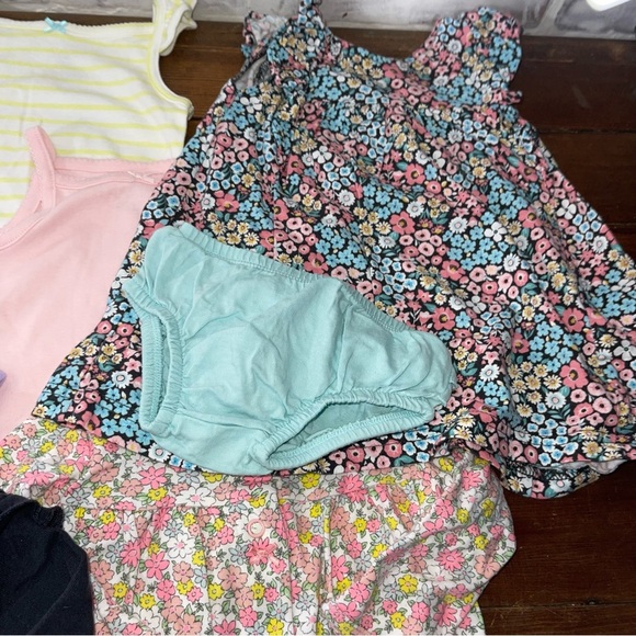 Carter's wardrobe bundle box 9M - Picture 3 of 10